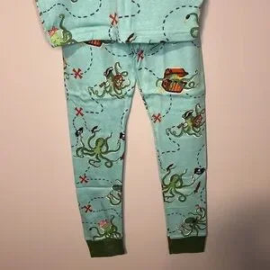 Stitch Fix Fish Stix Boys Pirate Pajamas New Size 10